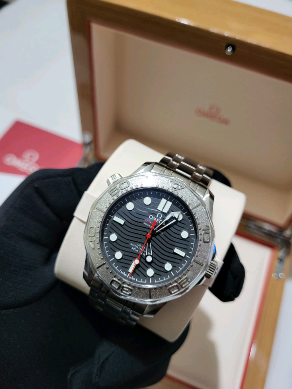 OMEGA Seamaster Diver 300M Nekton 